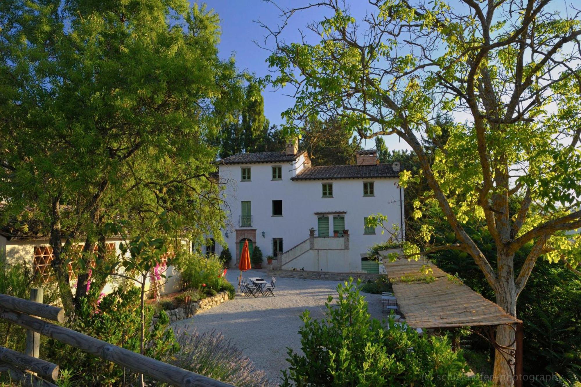 L'Ariete ξενώνας Montone  Εξωτερικό φωτογραφία